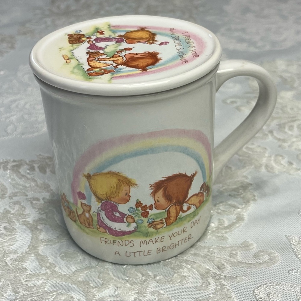 1983 Betsey Clark Hallmark Mug Mates Matching Mug & Lid Friendship Mug